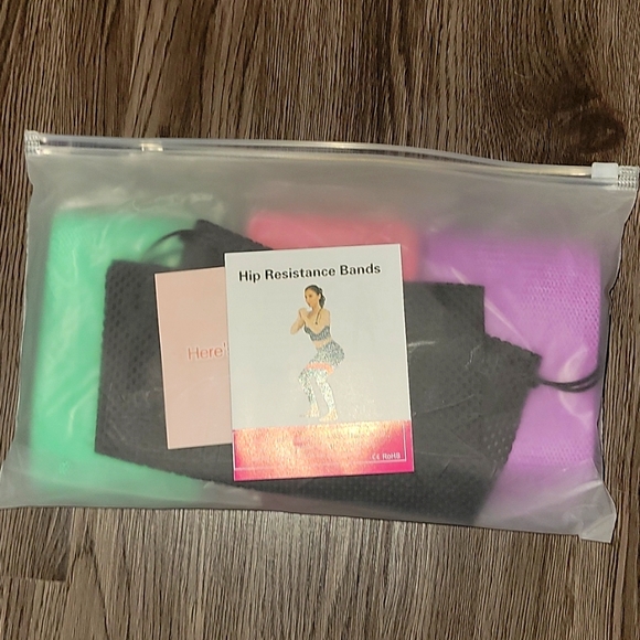 NWT resistance bands - Picture 3 of 3